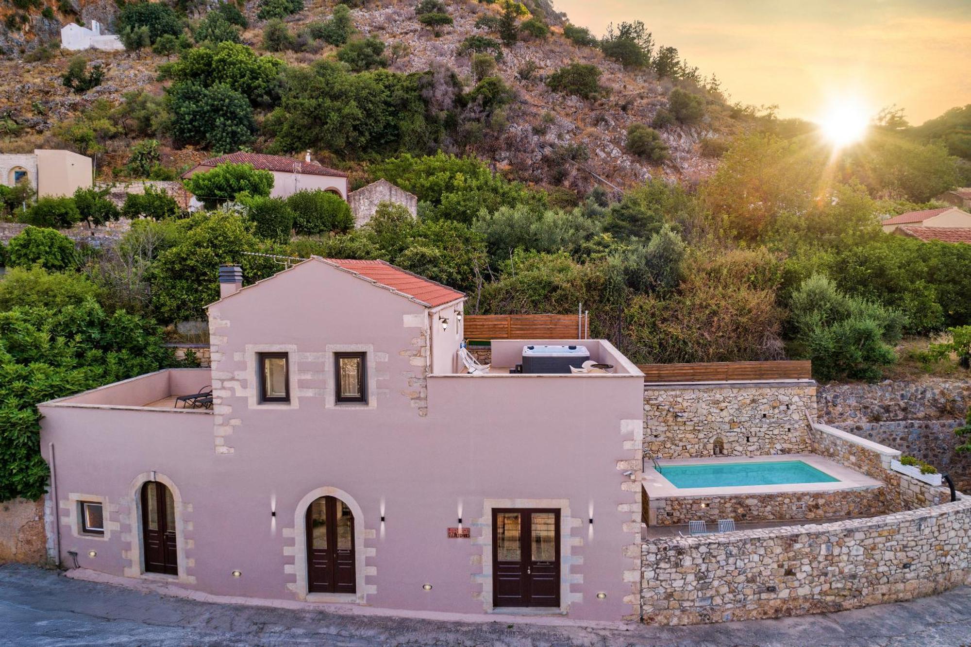 Olga'S Filoxenia - Villa Aladanos-Private Pool And Heated Jacuzzi Makhairoi Exterior photo