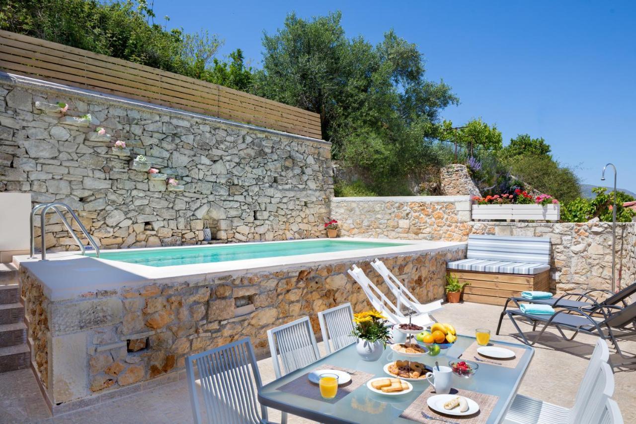 Olga'S Filoxenia - Villa Aladanos-Private Pool And Heated Jacuzzi Makhairoi Exterior photo